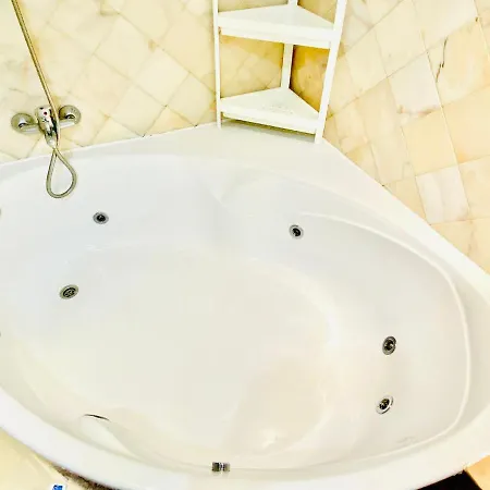 Lovely 1 Bedroom Unit With Pool In Mar Palm-mar